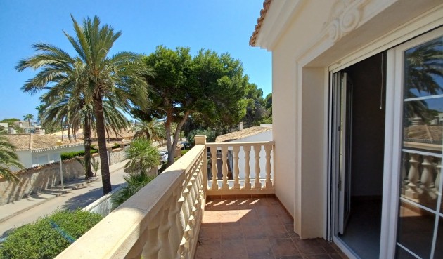 Resale - Villa -
Cabo Roig - Costa Blanca