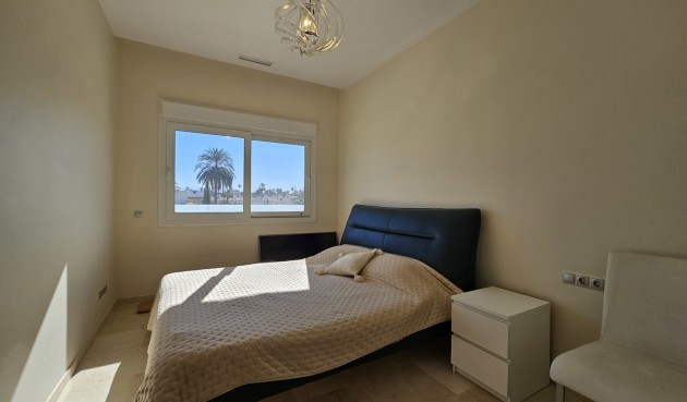 Resale - Villa -
La Zenia - Costa Blanca