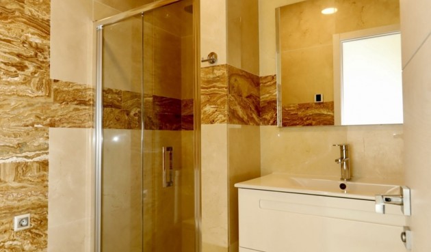 Resale - Villa -
La Zenia - Costa Blanca