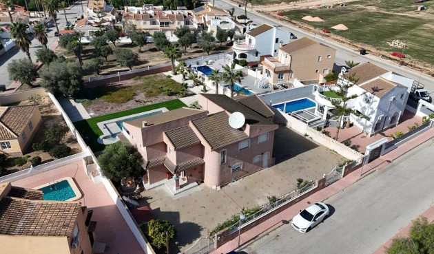 Resale - Villa -
Benijofar - Costa Blanca