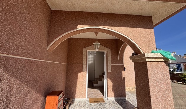 Resale - Villa -
Benijofar - Costa Blanca