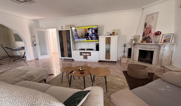 Resale - Villa -
Benijofar - Costa Blanca