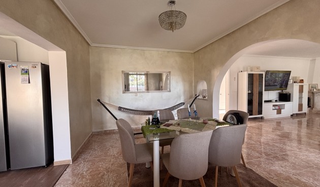 Resale - Villa -
Benijofar - Costa Blanca