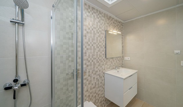 Brukt - Villa -
Avileses - Inland