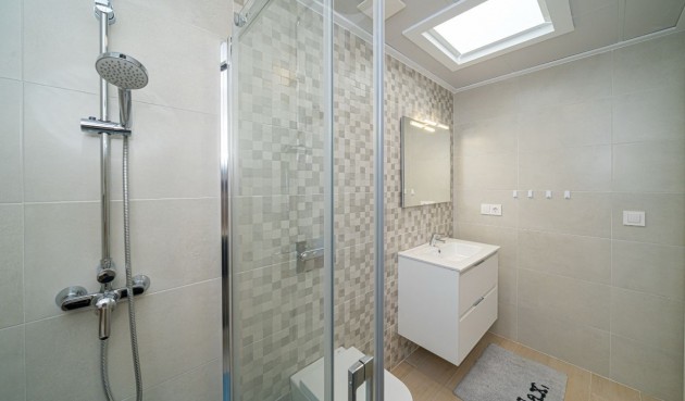 Brukt - Villa -
Avileses - Inland