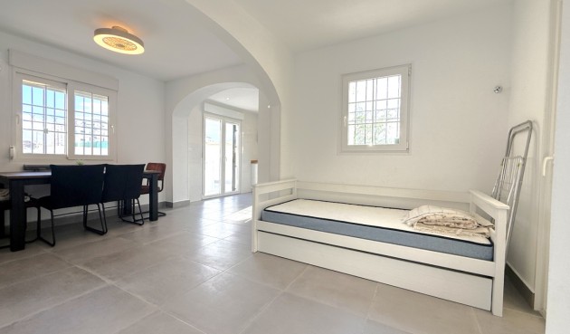 Resale - Semi Detached -
Orihuela - Inland