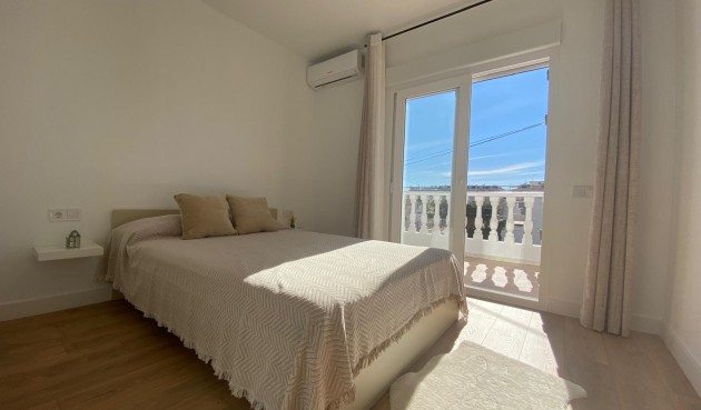 Brukt - Town House -
Torrevieja - Costa Blanca