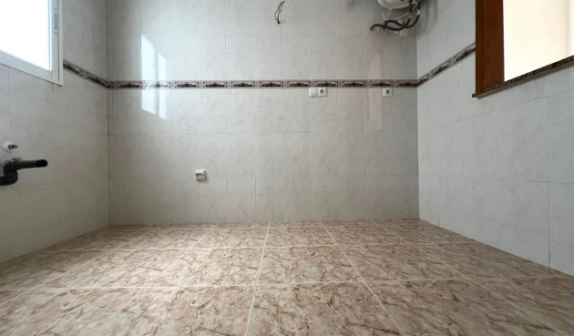 Resale - Apartment -
Torrevieja