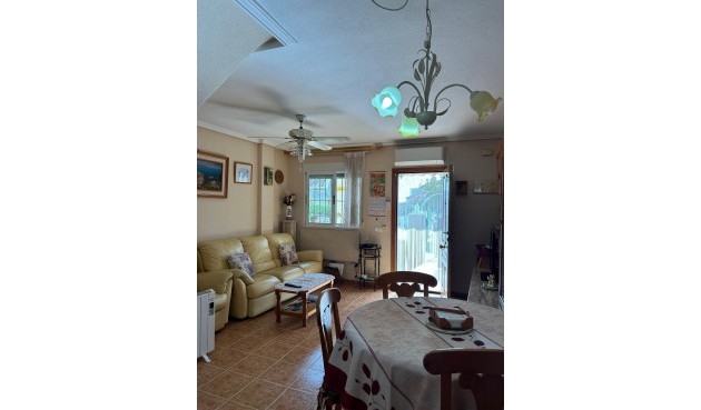 Resale - Duplex -
Orihuela Costa - Punta Prima