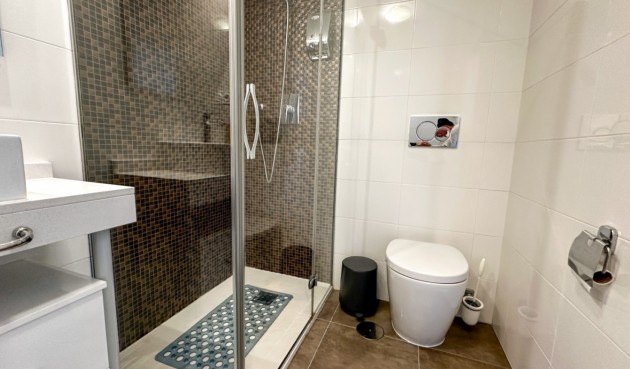 Återförsäljning - Apartment -
Torrevieja - Costa Blanca