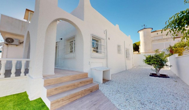 Brukt - Bungalow -
Villamartin - Costa Blanca
