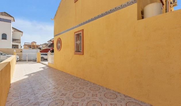 Resale - Semi Detached Penthouse -
Orihuela Costa - Costa Blanca