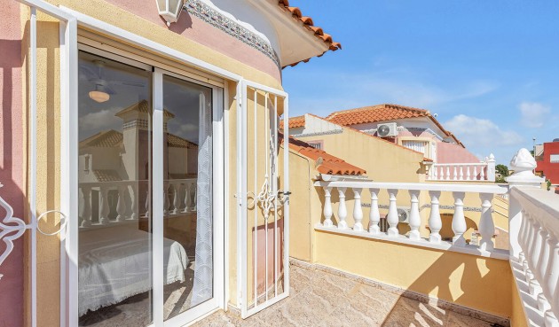 Resale - Semi Detached Penthouse -
Orihuela Costa - Costa Blanca