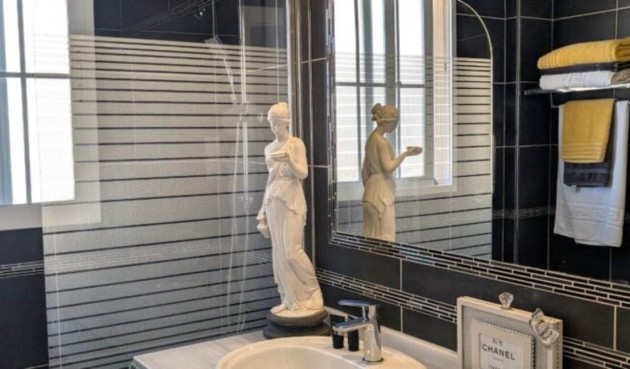 Återförsäljning - Villa -
Villamartin - Costa Blanca