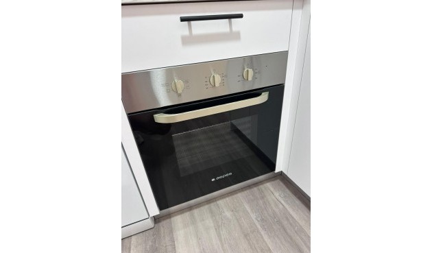 Brukt - Apartment -
Torrevieja - Centro - Muelle Pesquero