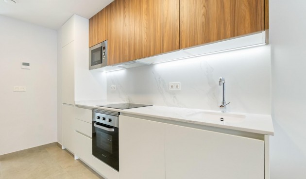 Resale - Apartment -
Torrevieja - Playa del Cura