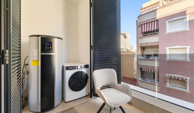 Resale - Apartment -
Torrevieja - Playa del Cura