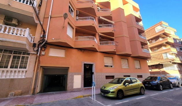 Resale - Penthouse -
Torrevieja - Playa de los Locos