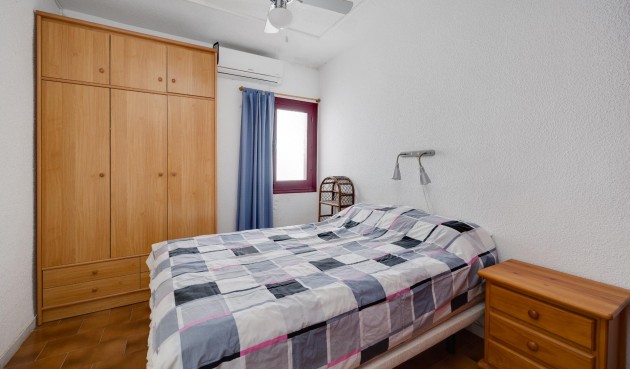 Återförsäljning - Bungalow -
Torrevieja - La Mata