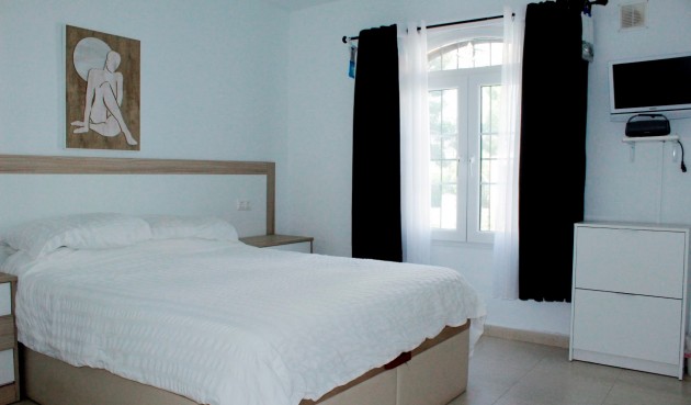 Återförsäljning - Villa -
Orihuela Costa - Costa Blanca