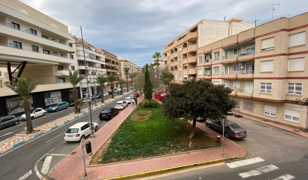 Resale - Apartment -
Torrevieja - Costa Blanca