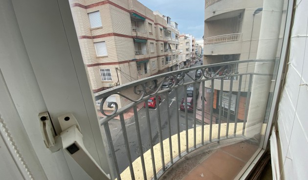 Resale - Apartment -
Torrevieja - Costa Blanca