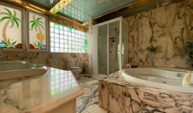 Resale - Penthouse -
Torrevieja - Costa Blanca