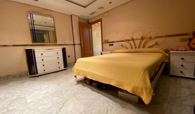 Resale - Penthouse -
Torrevieja - Costa Blanca