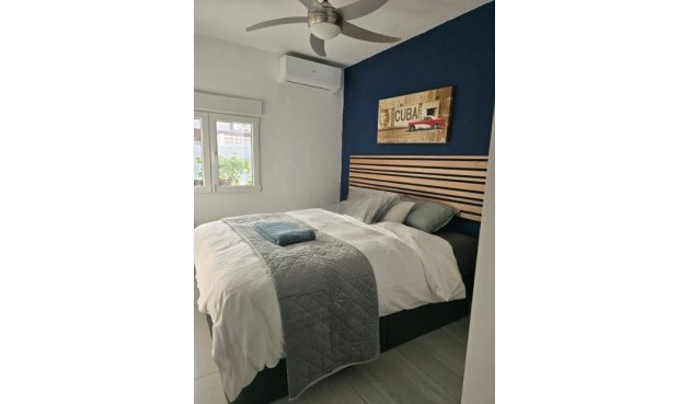 Återförsäljning - Villa -
Rojales - Inland