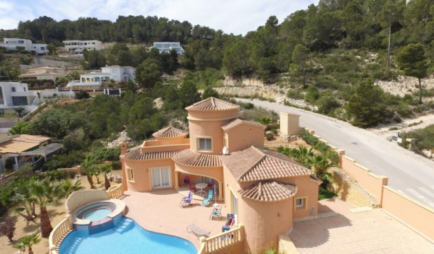 Resale - Villa -
Jávea - Costa Blanca