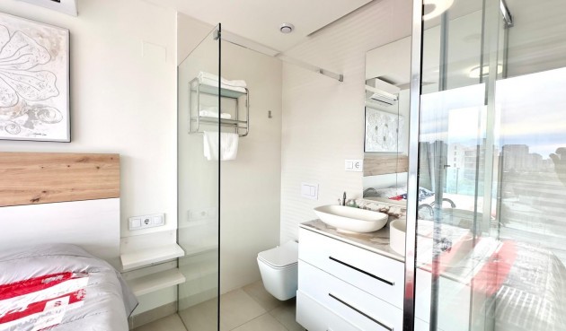 Reventa - Apartment -
Finestrat