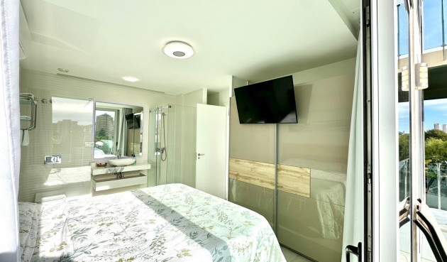 Reventa - Apartment -
Finestrat