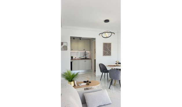 Återförsäljning - Takvåning -
Orihuela Costa - La Zenia