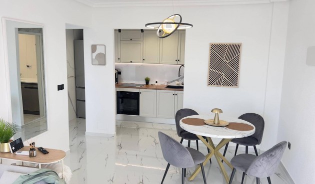 Återförsäljning - Takvåning -
Orihuela Costa - La Zenia