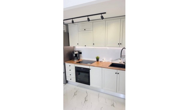 Återförsäljning - Takvåning -
Orihuela Costa - La Zenia