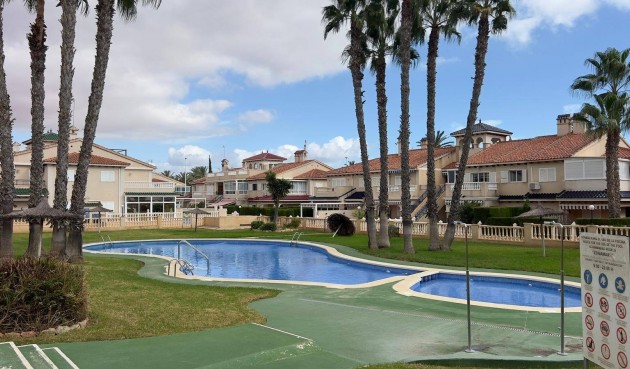 Återförsäljning - Takvåning -
Orihuela Costa - La Zenia