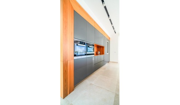 Resale - Villa -
Orihuela - Las Colinas Golf