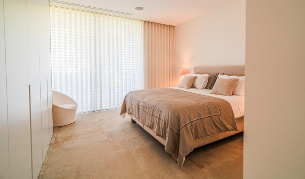 Resale - Villa -
Orihuela - Las Colinas Golf