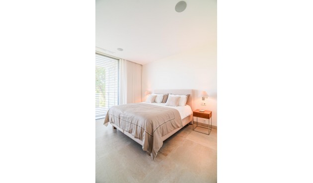 Resale - Villa -
Orihuela - Las Colinas Golf