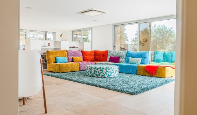 Resale - Villa -
Orihuela - Las Colinas Golf