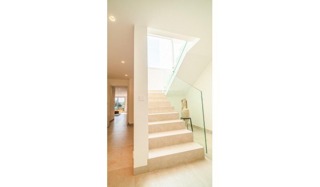 Resale - Villa -
Orihuela - Las Colinas Golf