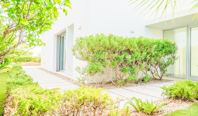 Resale - Villa -
Orihuela - Las Colinas Golf