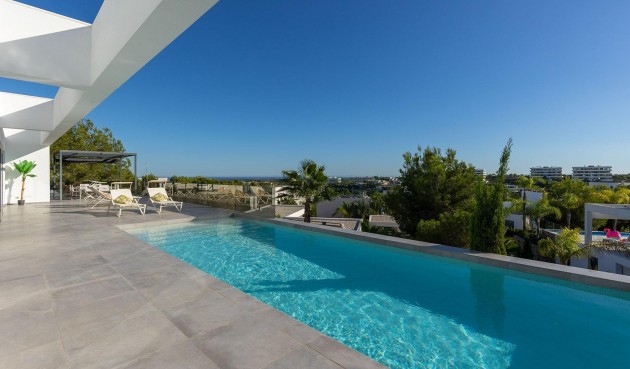 Återförsäljning - Villa -
Orihuela - Las Colinas Golf