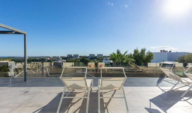 Återförsäljning - Villa -
Orihuela - Las Colinas Golf