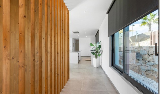 Återförsäljning - Villa -
Orihuela - Las Colinas Golf