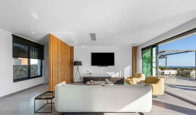 Återförsäljning - Villa -
Orihuela - Las Colinas Golf