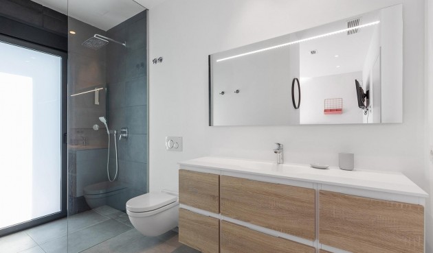 Återförsäljning - Villa -
Orihuela - Las Colinas Golf