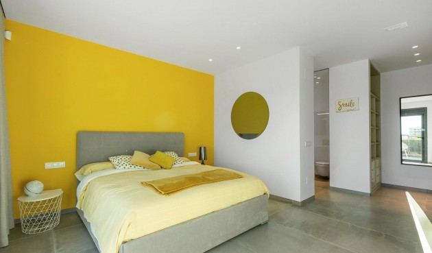 Återförsäljning - Villa -
Orihuela - Las Colinas Golf