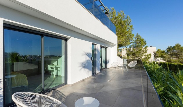 Återförsäljning - Villa -
Orihuela - Las Colinas Golf