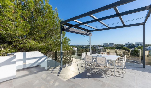 Återförsäljning - Villa -
Orihuela - Las Colinas Golf